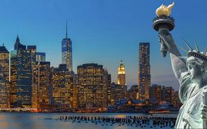 Skyline con la estatua de la libertad