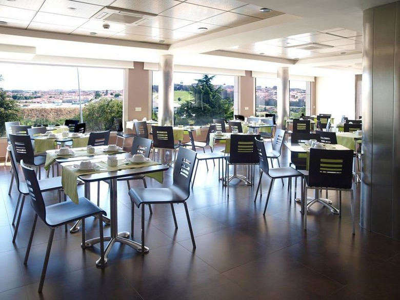 Hotel Cuatro Postes