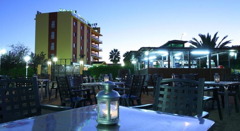 Hotel Zeus