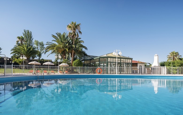 Hotel Ilunion Las Lomas M�rida