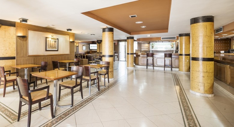 Hotel Ilunion Las Lomas M�rida