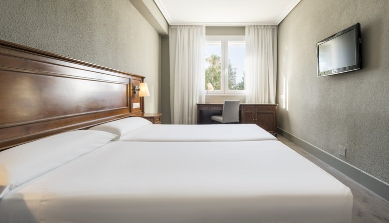 Hotel Ilunion Las Lomas M�rida