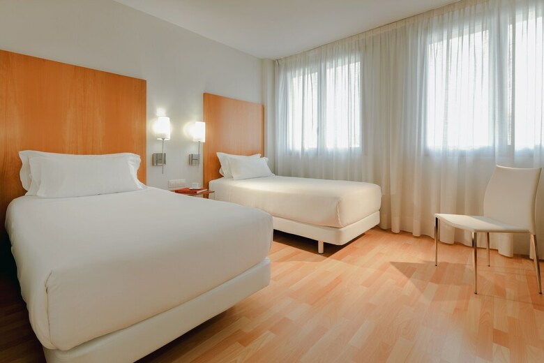 Hotel Catalonia Barcelona Beach