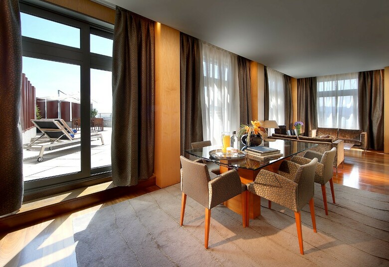 Hotel Eurostars Grand Marina
