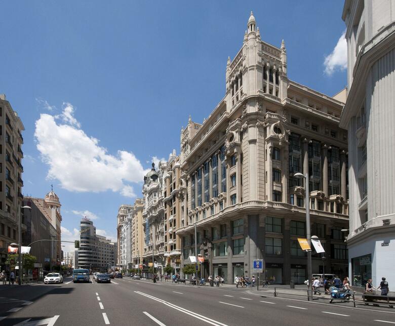 TRYP Madrid Cibeles Hotel