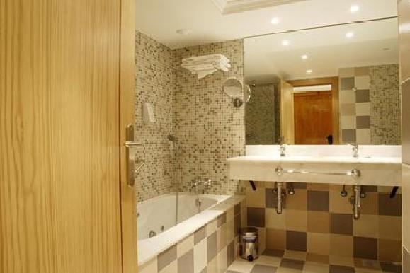 Hotel Fergus Club Europa