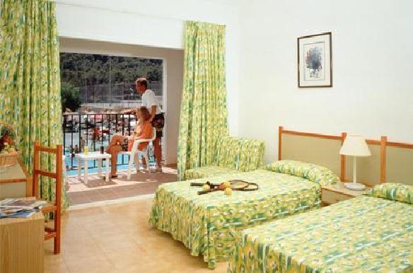 Hotel Fergus Club Europa