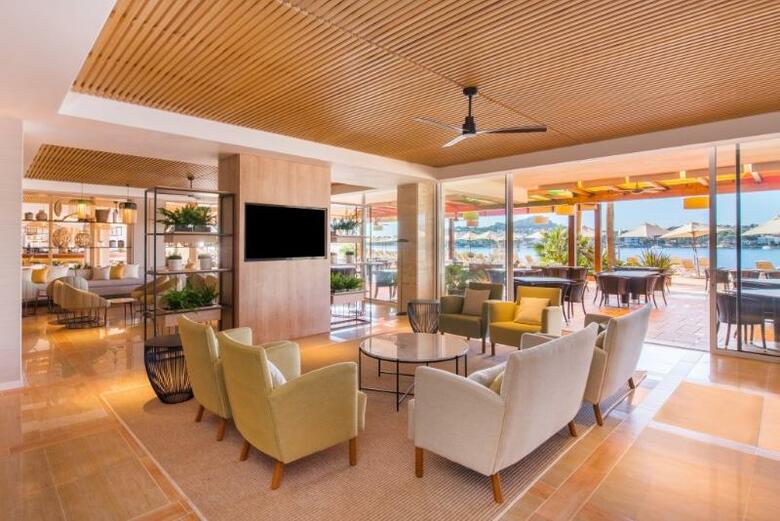 Hotel Iberostar Jard�n Del Sol Suites - Adults Only
