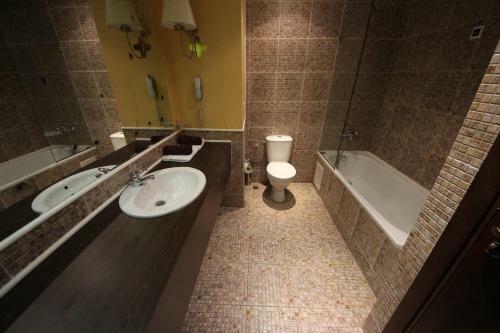 Menada Apartments In Royal Beach