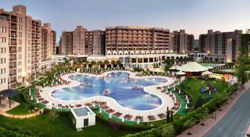Menada Apartments In Royal Beach