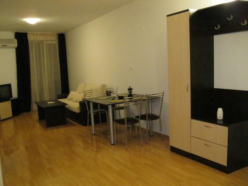 Apartments Fetisovi