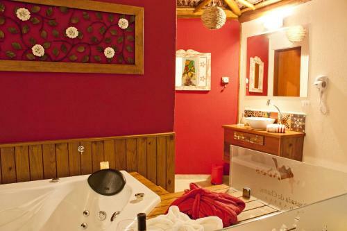 Hostal Pousada De Charme Emirados
