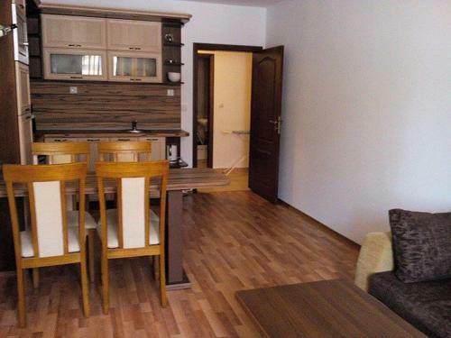 Sunny Beach Apartment 100