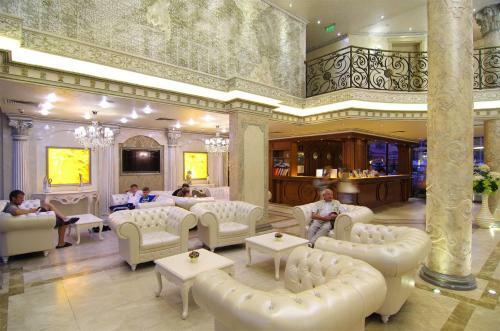 Sunny Beach Apartment 100