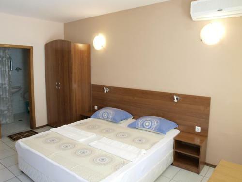 Hostal Guestrooms Maria Antoaneta