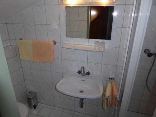 Hostal Pension Waldschenke Am W�rthersee