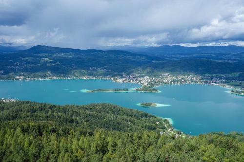 Hostal Pension Waldschenke Am W�rthersee