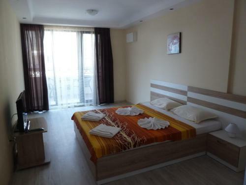 Golden Dunes Primorsko Apartments