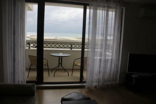 Golden Dunes Primorsko Apartments