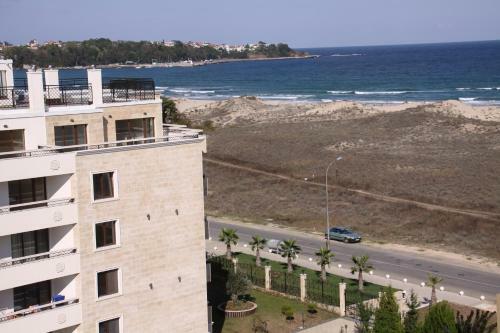 Golden Dunes Primorsko Apartments