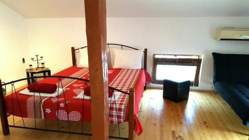 Hostal Guest Rooms The Old House