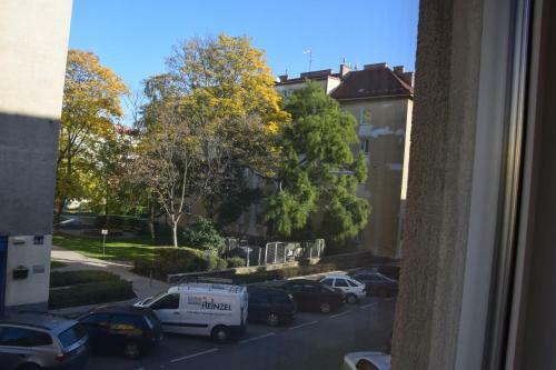 Vienna Apartment Stadthalle