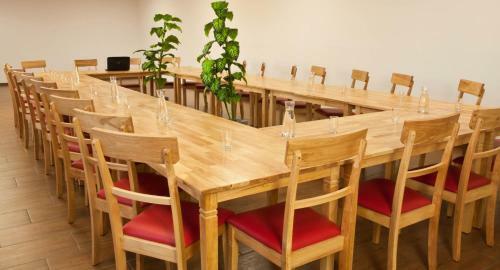 Winrooms Seminar Hotel & Apartments