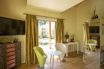 Hotel Le Verger Maelvi