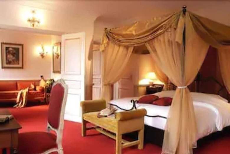 Hotel Ch�teau Des Comtes De Challes