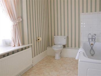 Albergue Denewood Hotel