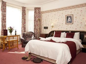Albergue Denewood Hotel