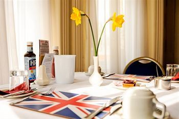 Albergue Denewood Hotel