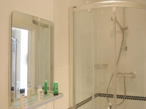 Albergue Grand Pier Guest House