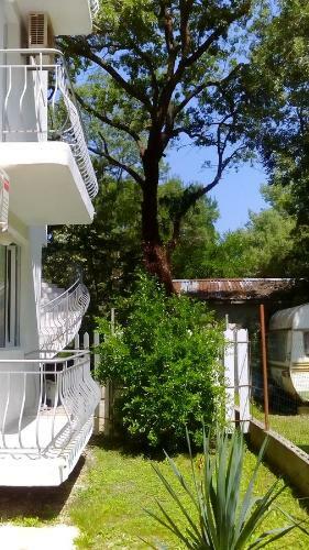 Lurd Family Hotel