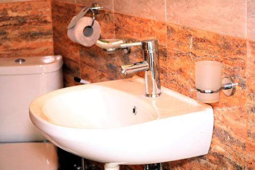 Hostal Guest House Marina Livada