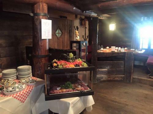 Hostal Bellevue Alm