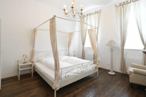 Vintage Apartments Sch�nbrunn