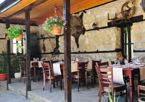 Hostal Family Hotel The Hunter's Lodge