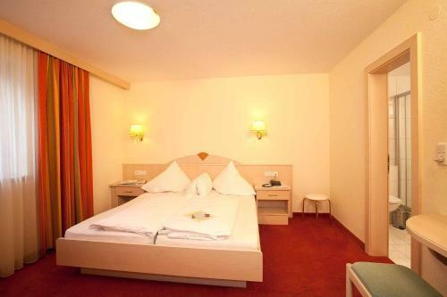 Hostal Ferienresidenz La Vita
