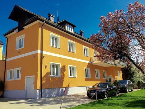 Hostal Salzburgrooms