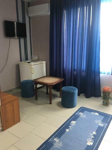 Hostal Guest Rooms Stoni