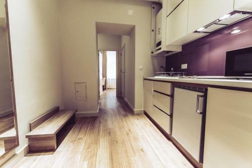 Aurellia Apartments