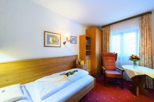 Hostal Haus Stefanie - Adults Only