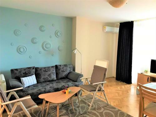 Varna Inn Sea Park Apartments