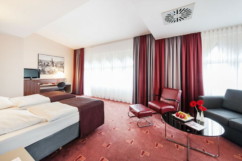 Hotel Premier Inn K�ln City Mediapark
