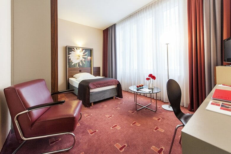 Hotel Premier Inn K�ln City Mediapark
