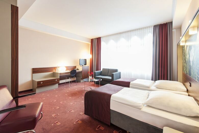Hotel Premier Inn K�ln City Mediapark