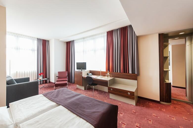 Hotel Premier Inn K�ln City Mediapark