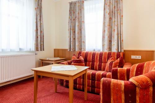 Hostal Hotel Gasthof Stenitzer