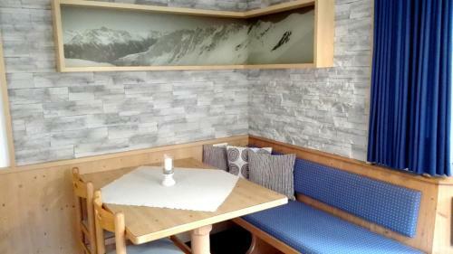 Apart Al-collina